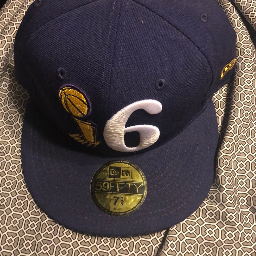 New era fitted cap